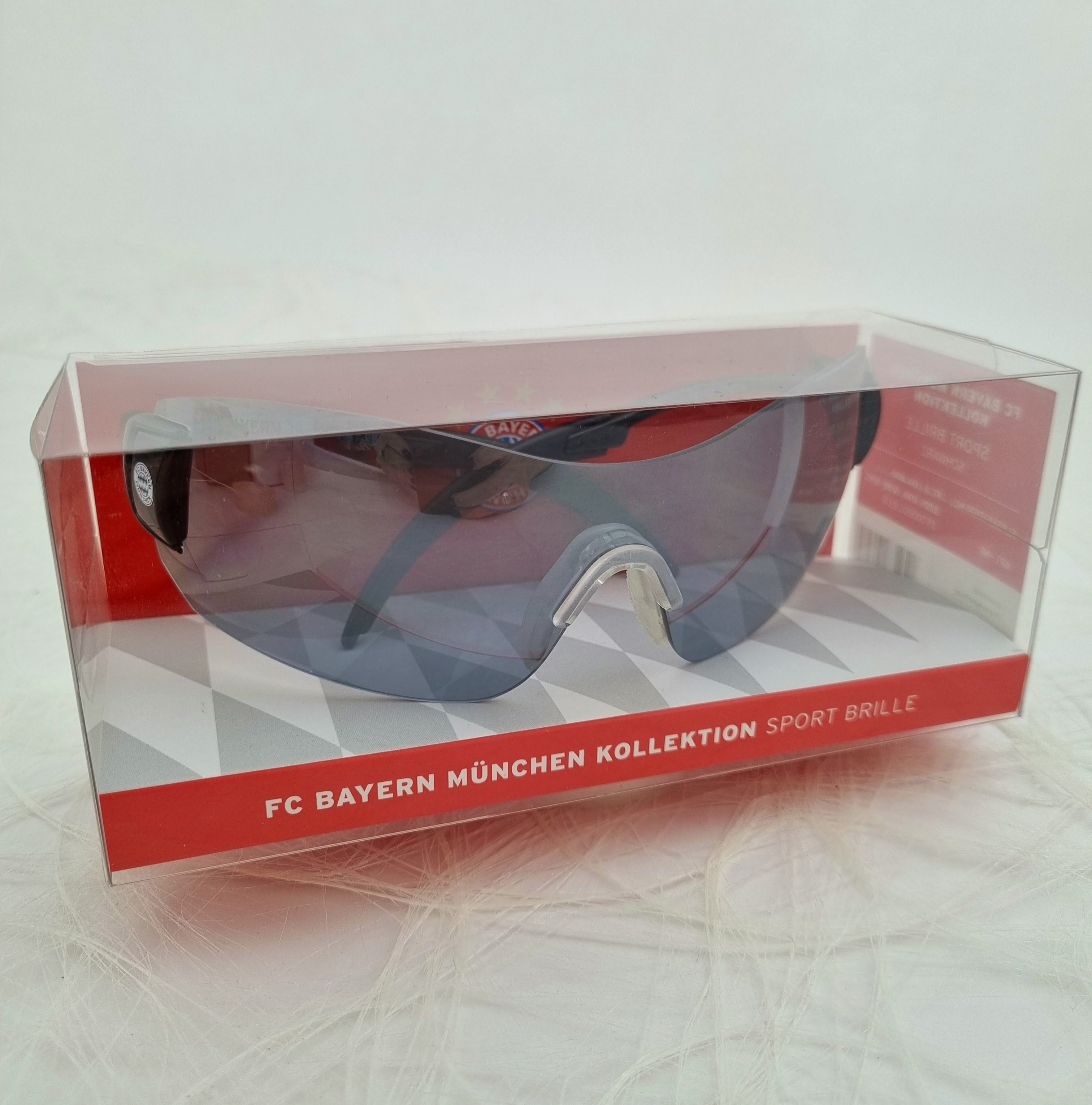 Sports sunglasses by FC Bayern München Sports sunglasses by FC Bayern München